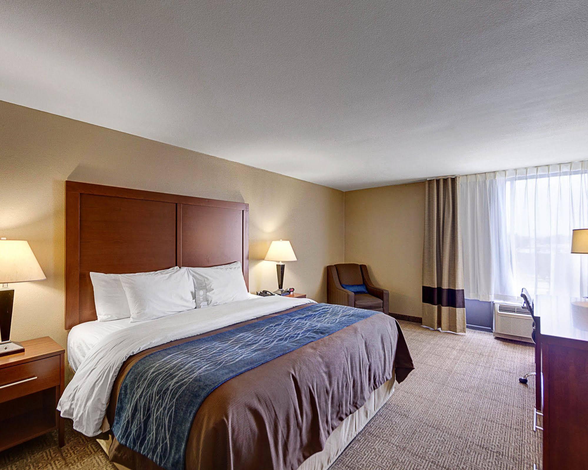 Comfort Inn & Suites Plano East Eksteriør billede