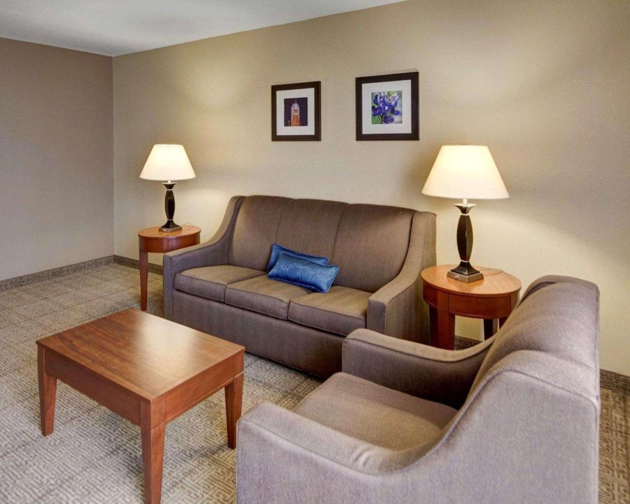 Comfort Inn & Suites Plano East Eksteriør billede